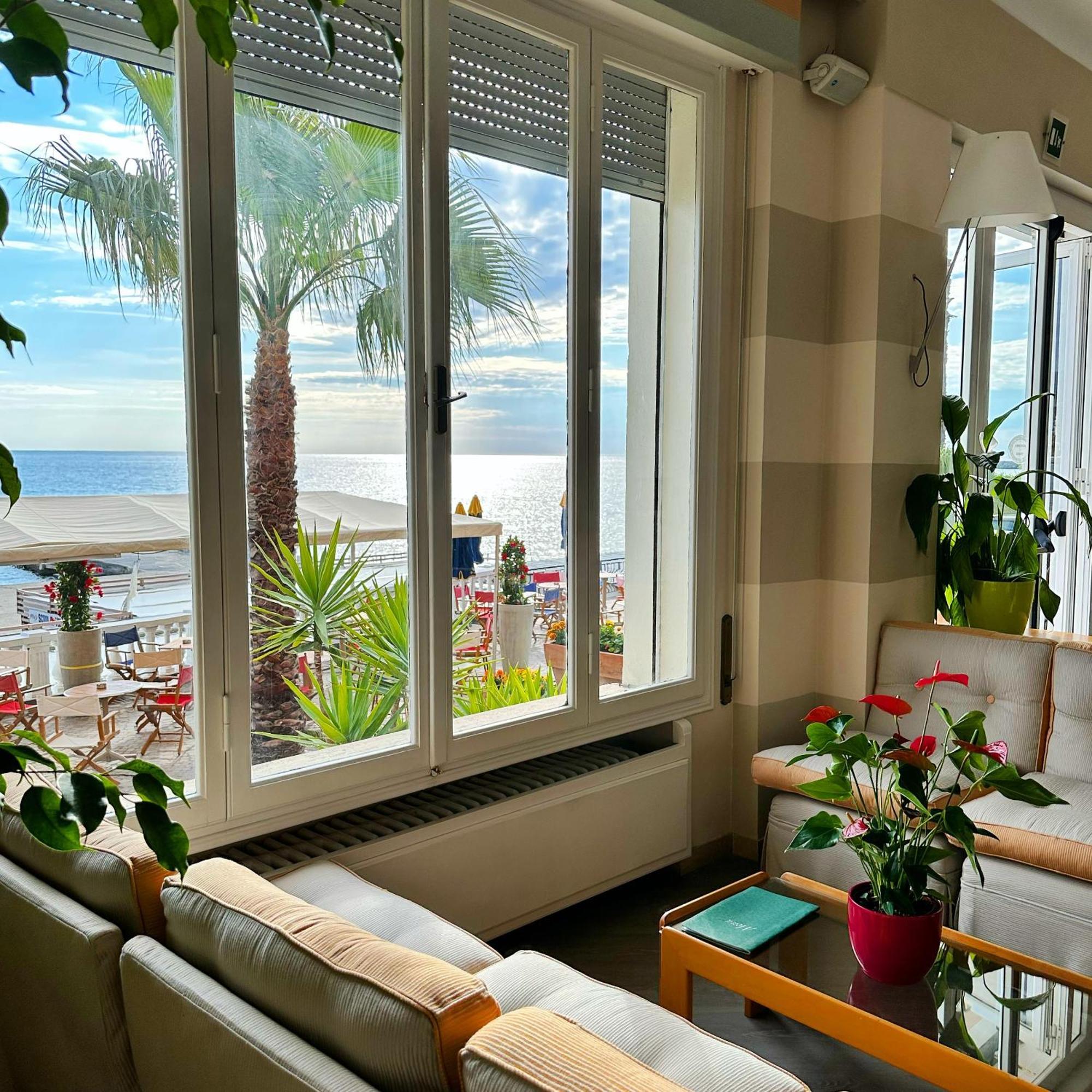 Hotel Golfo E Palme Diano Marina Exterior photo