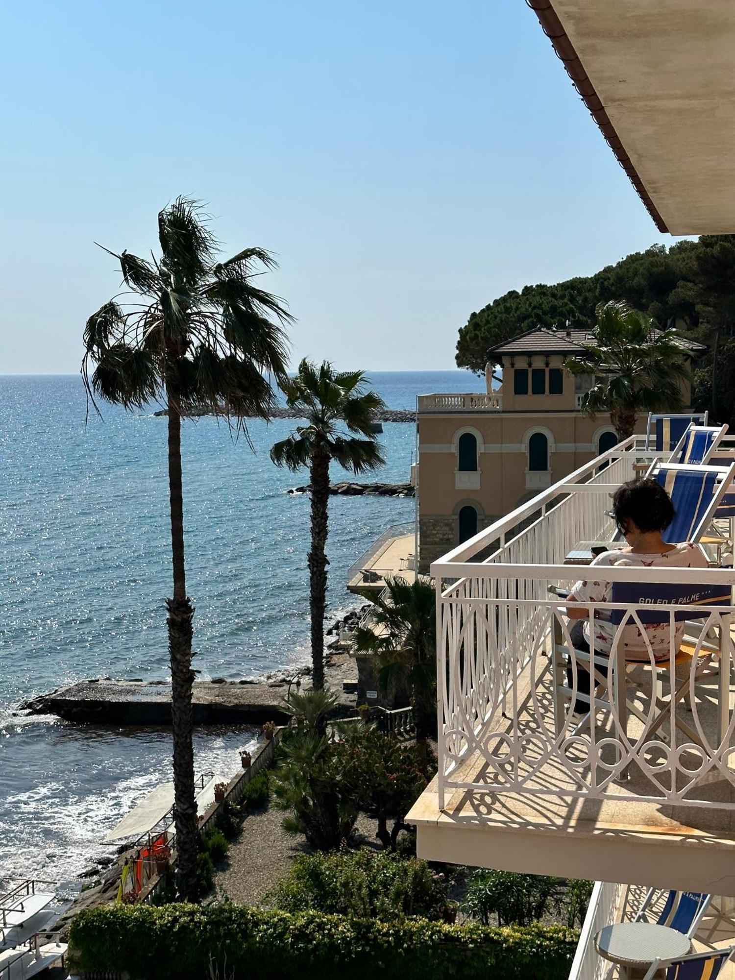 Hotel Golfo E Palme Diano Marina Exterior photo