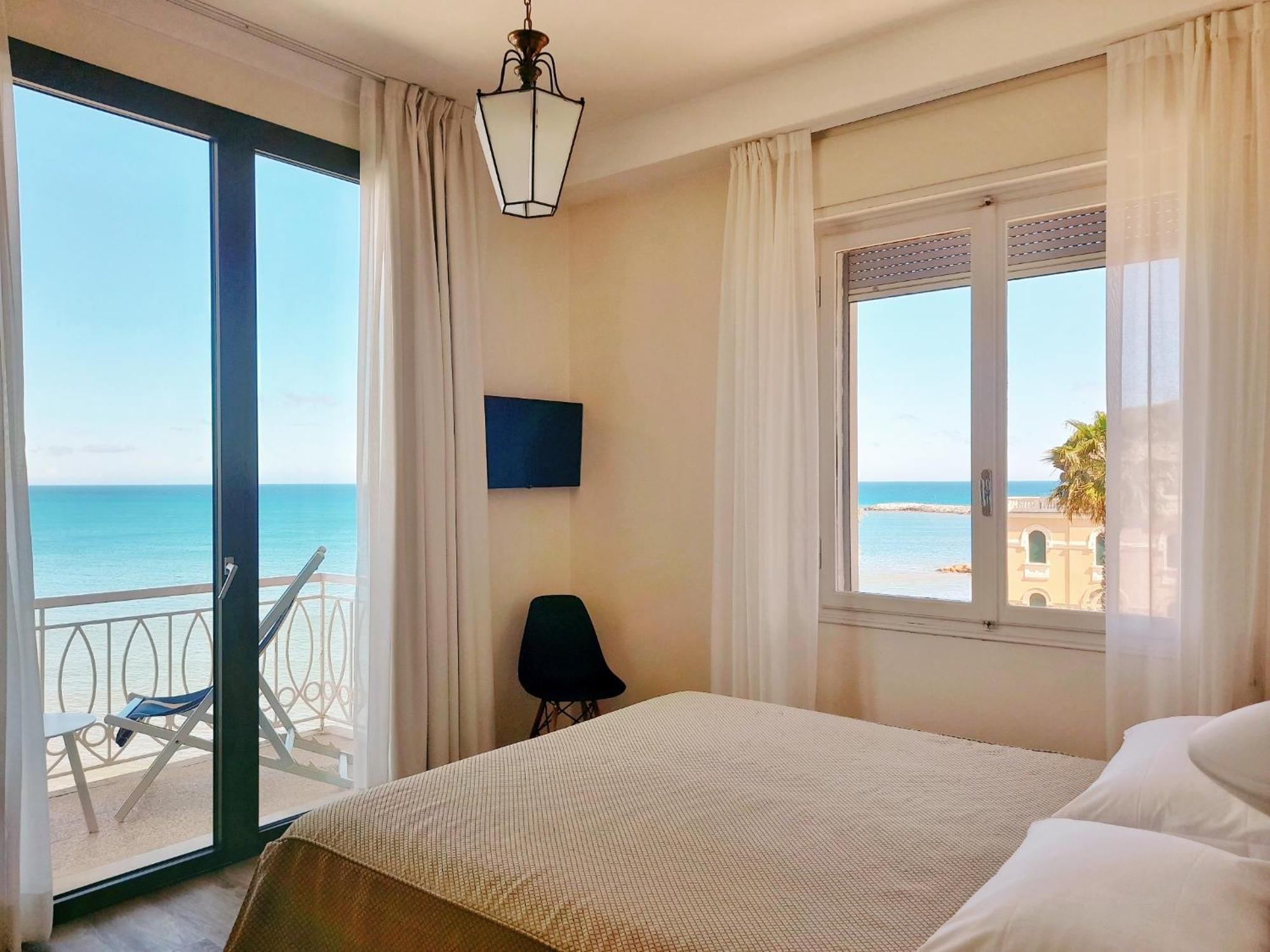 Hotel Golfo E Palme Diano Marina Room photo